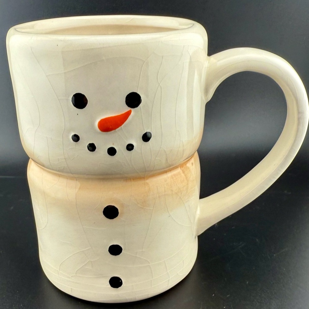Boston Warehouse snowman mug. 15oz